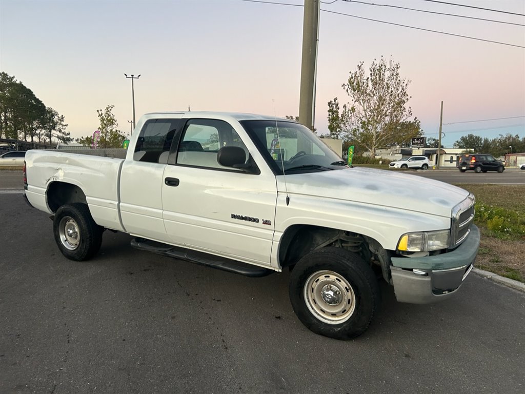 1999 Dodge Ram Pickup ST's photo