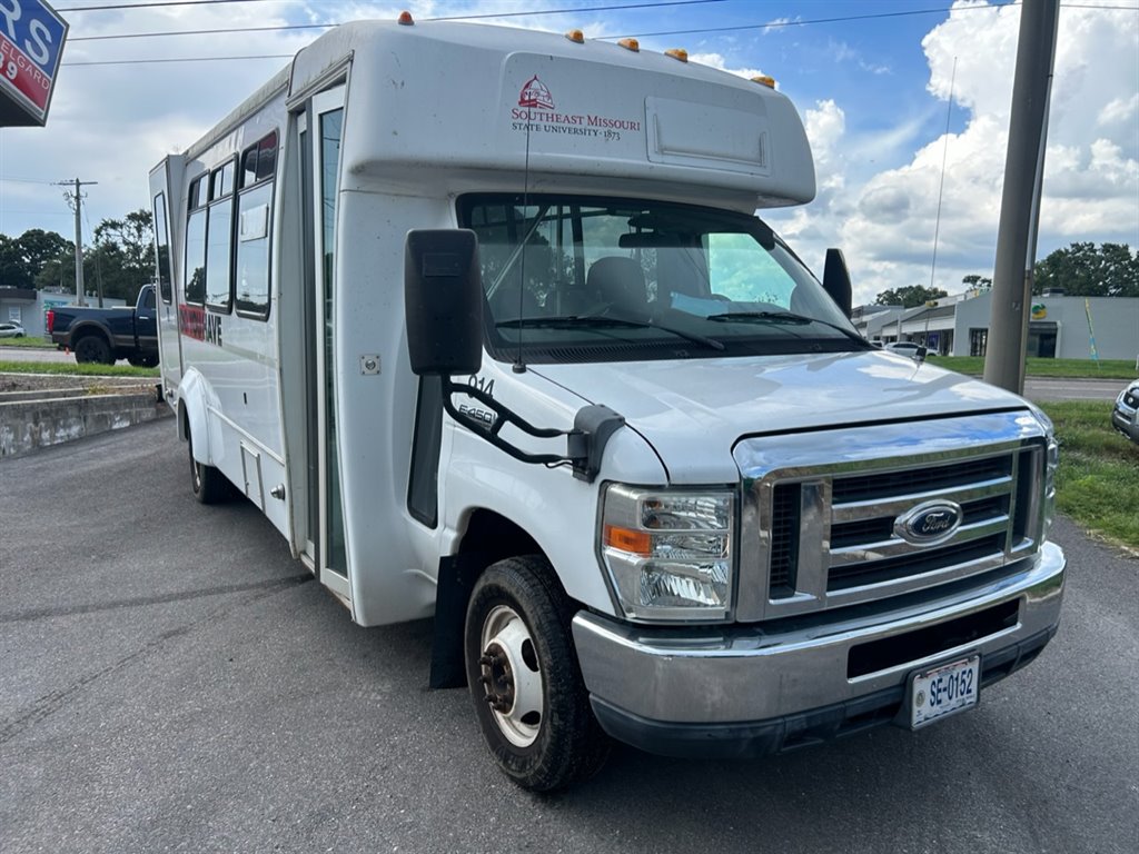 2011 Ford Econoline's photo